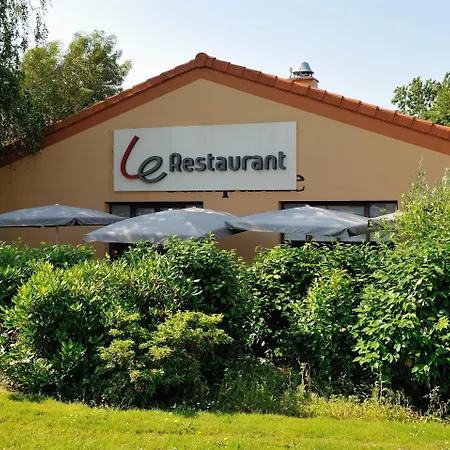 Campanile Hotel Cholet