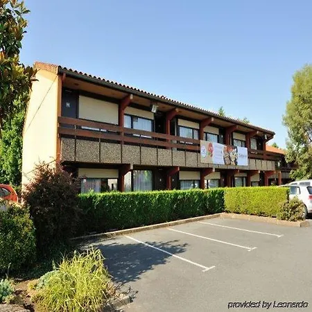 Hotell Campanile Cholet