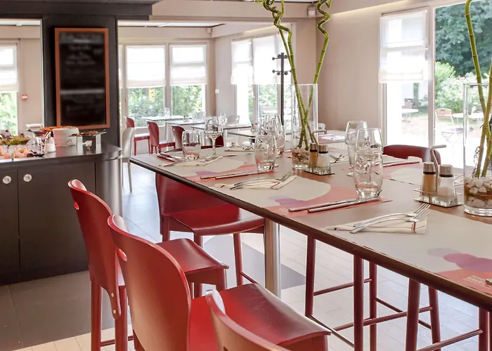 Campanile Hotel Cholet