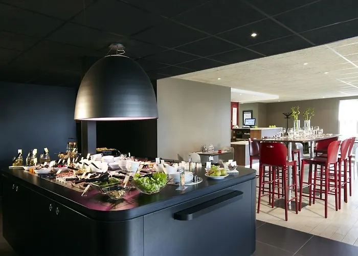 Campanile Hotel Cholet